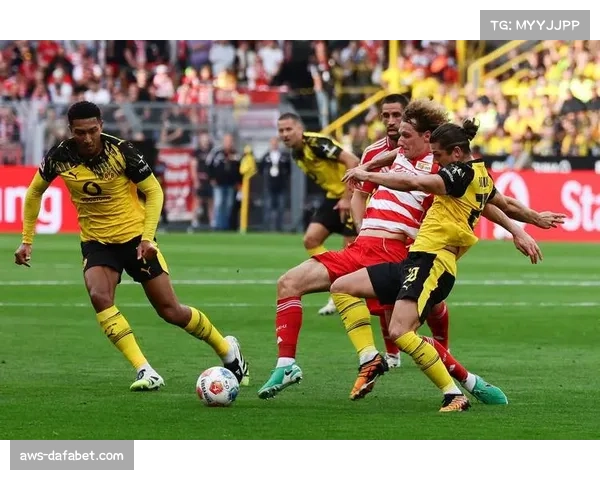 德甲积分榜现近六年未有的胶着态势 群雄并起转折点初现